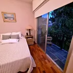 Hermosa habitación en apartamento en Carrasco.