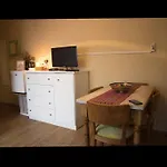 Apartamento Independiente En Alquiler En Casa De Familia