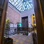 Casa Mutante Hostel
