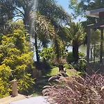 Guest Tiny House - Lake Side