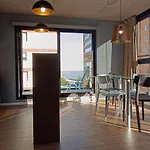 Original Modern Apartment With Beautiful View On The Rambla, Sleeps Up To 6