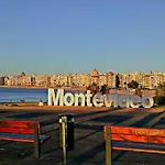 Moderno Apto En Piso 9 Con Vista A Playa Pocitos!