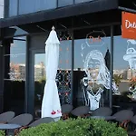 Moderno Apto En Piso 9 Con Vista A Playa Pocitos!