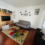 Modern & Spacious Apartment