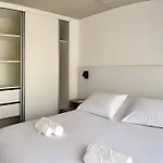 Live Suites