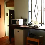 Habitación c/ baño privado. Ideal estudiantes/viajeros
