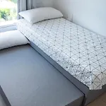 Studio Bldg King Bed