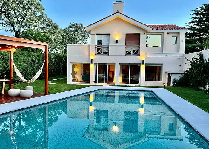 Casa De Lujo En Carrasco Sur, Espectacular!