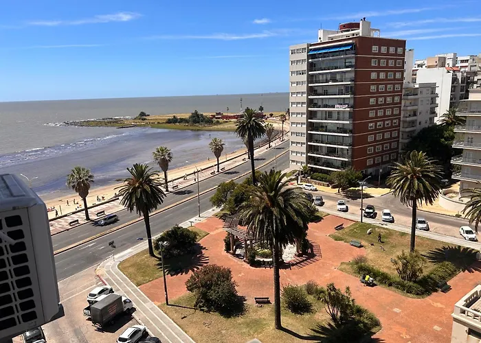 Playa Montevideo II