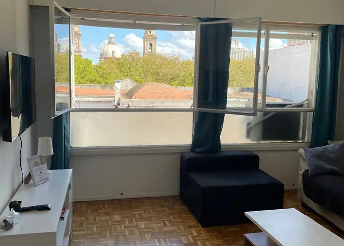 Hermoso Apartamento En Puerta De La Ciudad Vieja