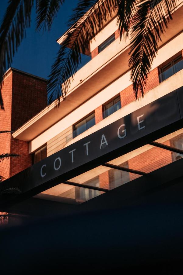 Carrasco Hotel