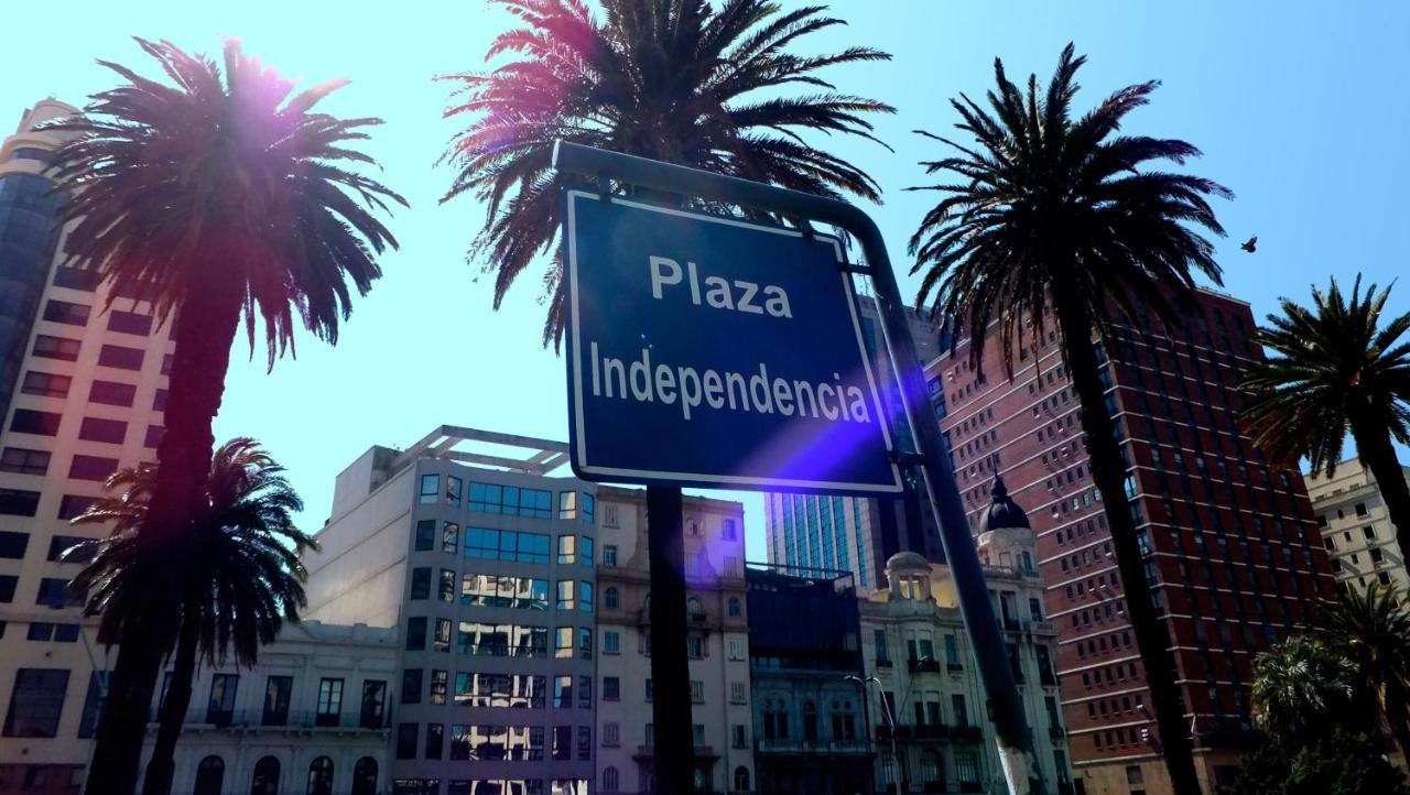 Apto De Diseño Con Terraza A Paso De La Plaza Independencia Montevideo