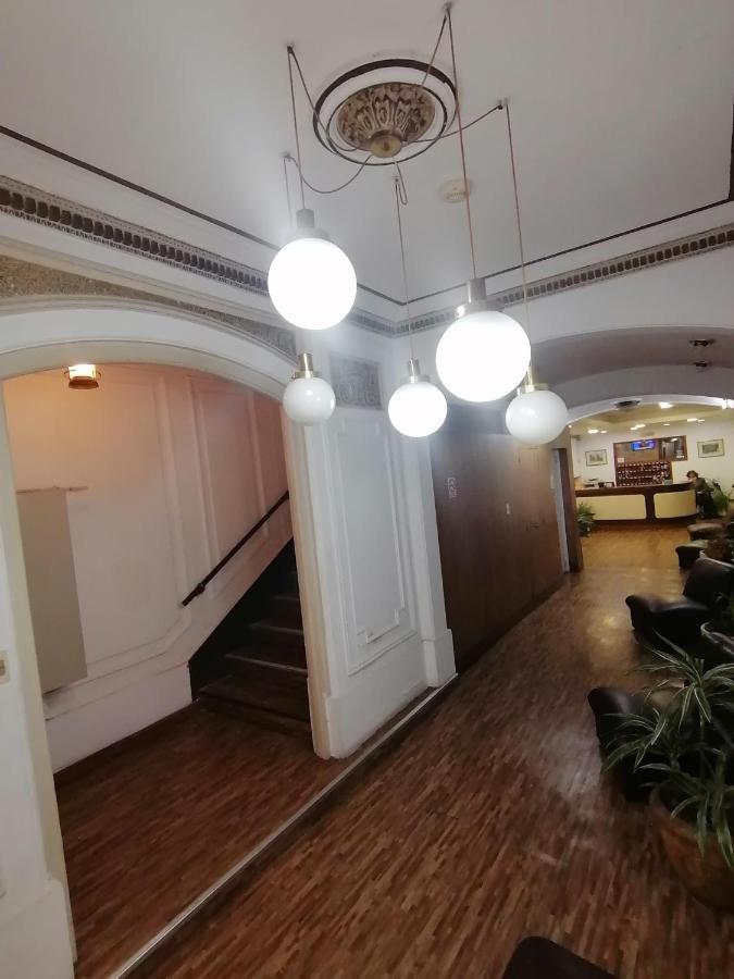 Richmond Hotel 2*