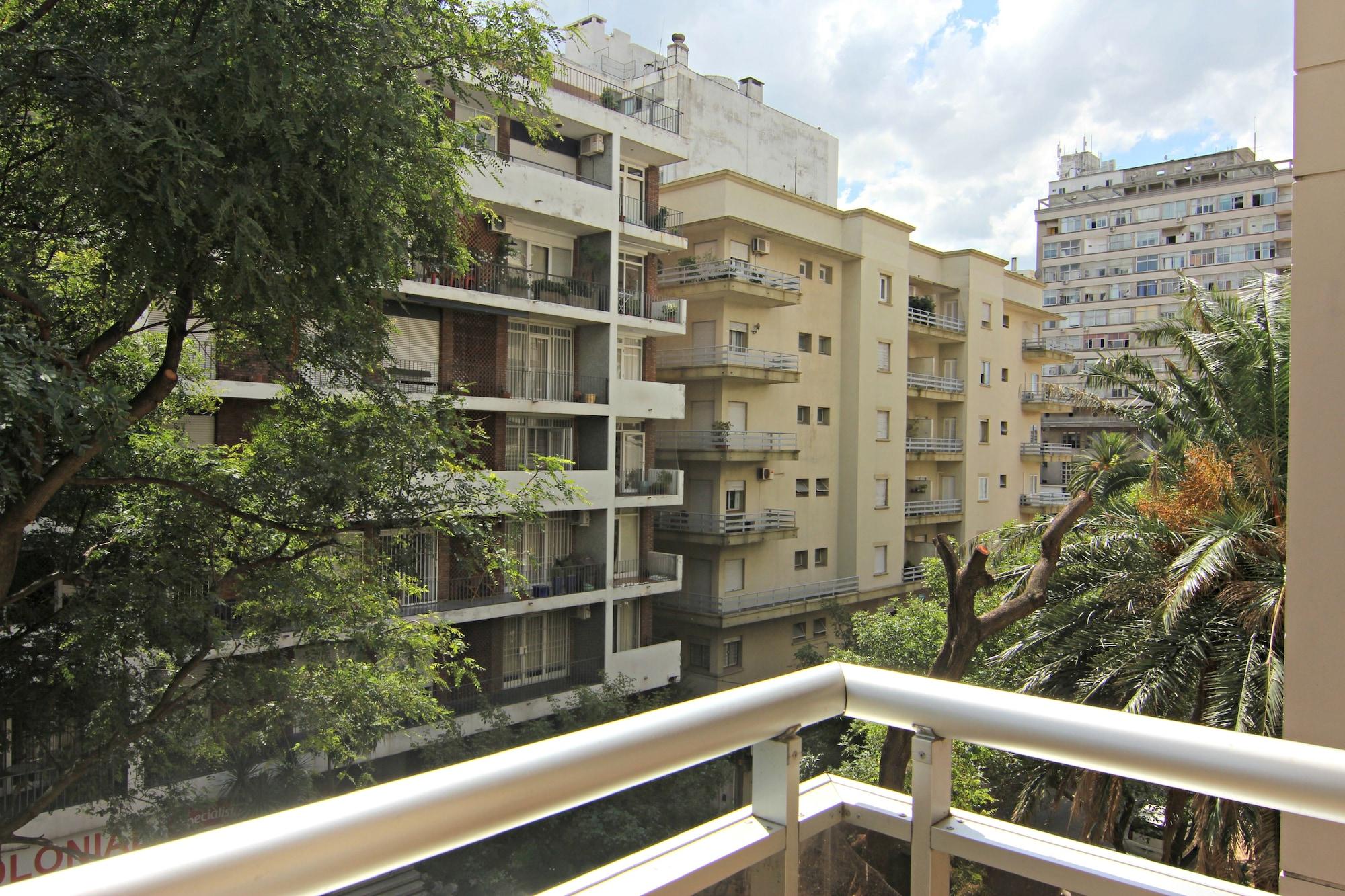 Hotel 27