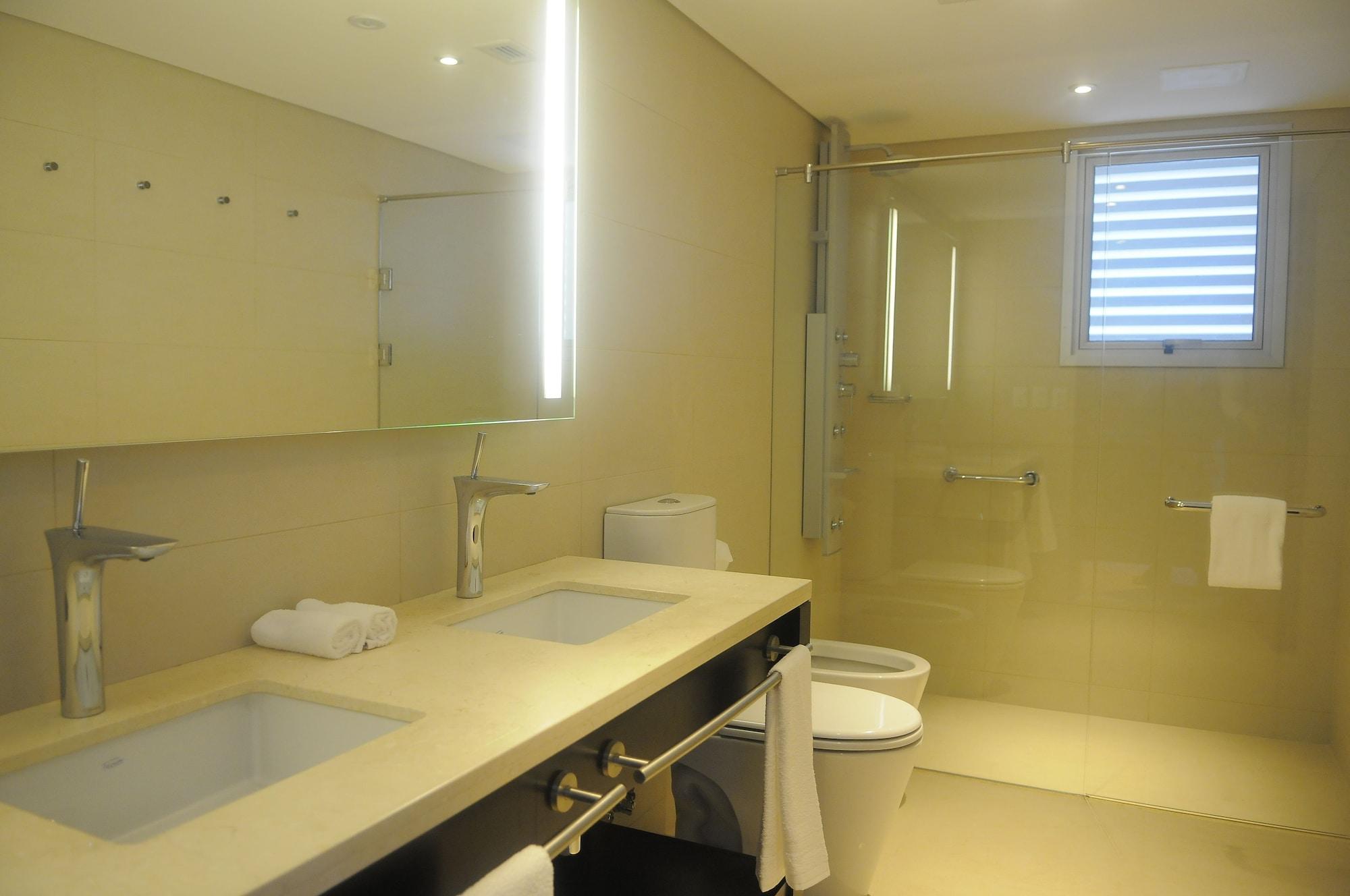 Hilton Garden Hotel 4*