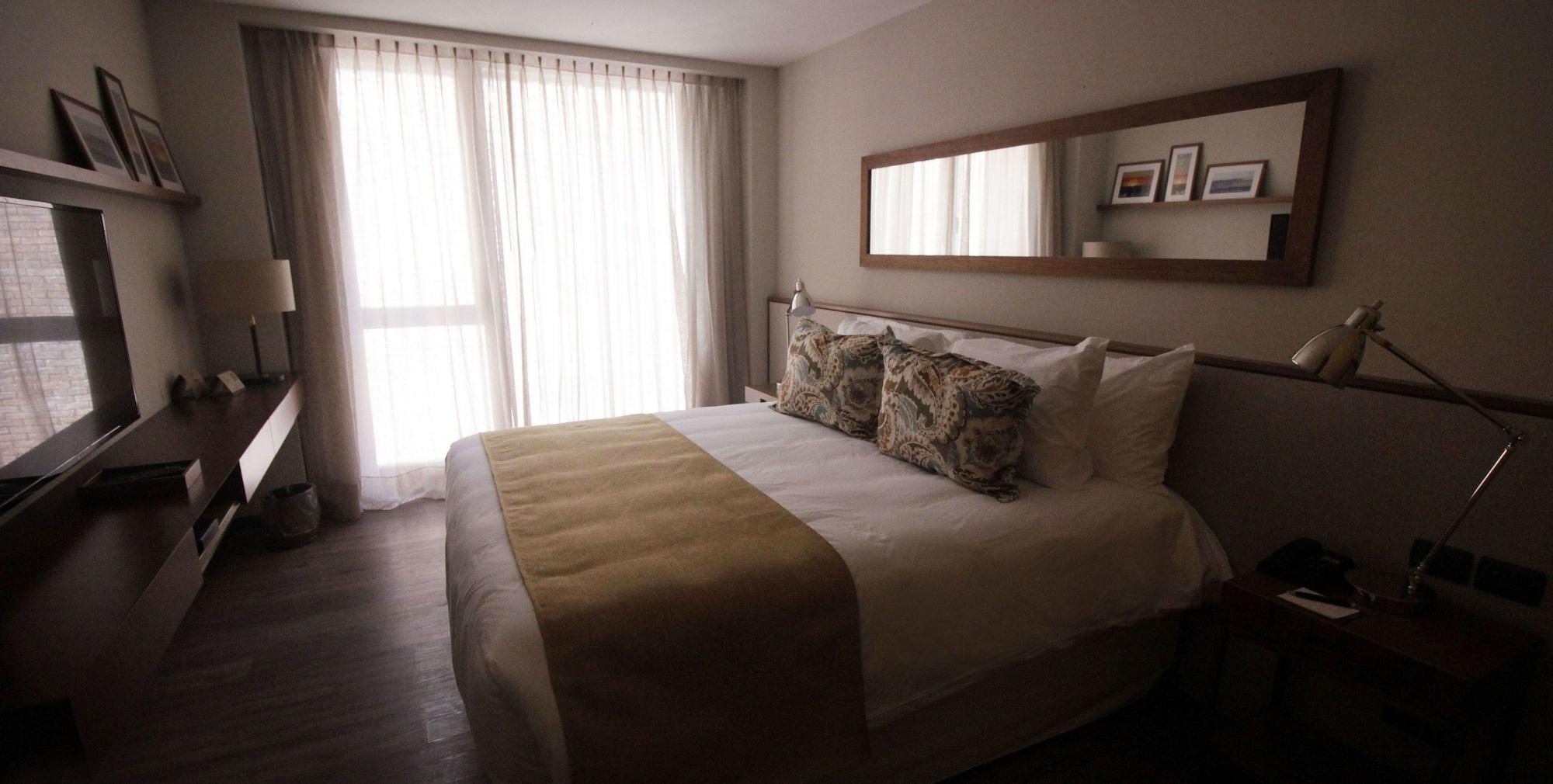 Puerto Buceo Hotel