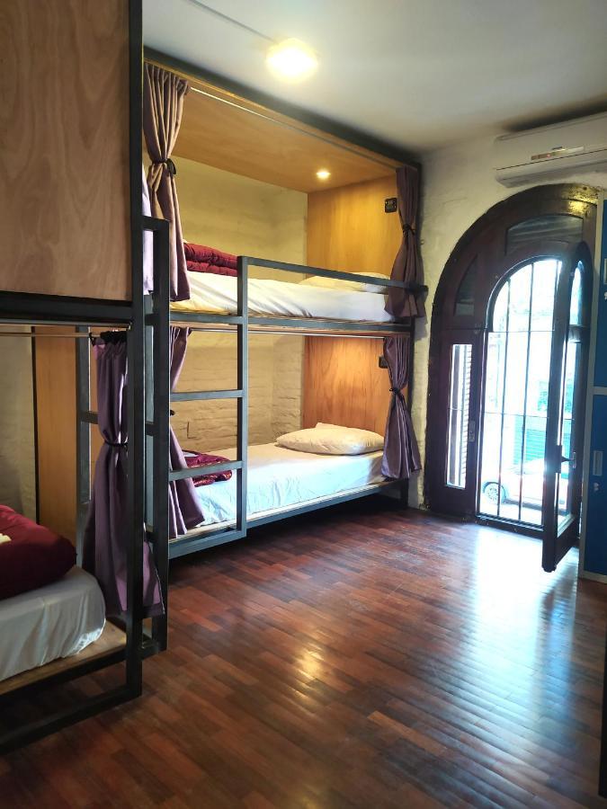 Hostal Mediomundo Montevideo