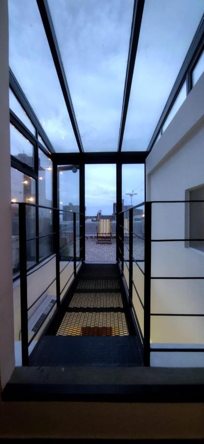 House With Large Terrace, Jacuzzi And Gated Parking For One Car Сasa de vacaciones *