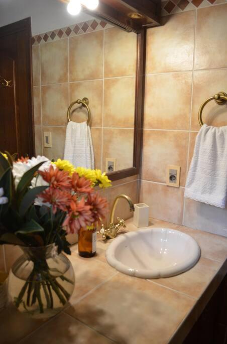 Agradable Y Espaciosa Casa - Con Piscina *
