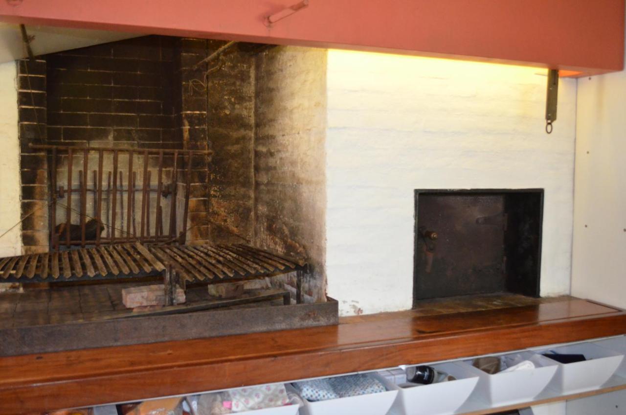 Agradable Y Espaciosa Casa - Con Piscina Сasa de vacaciones *