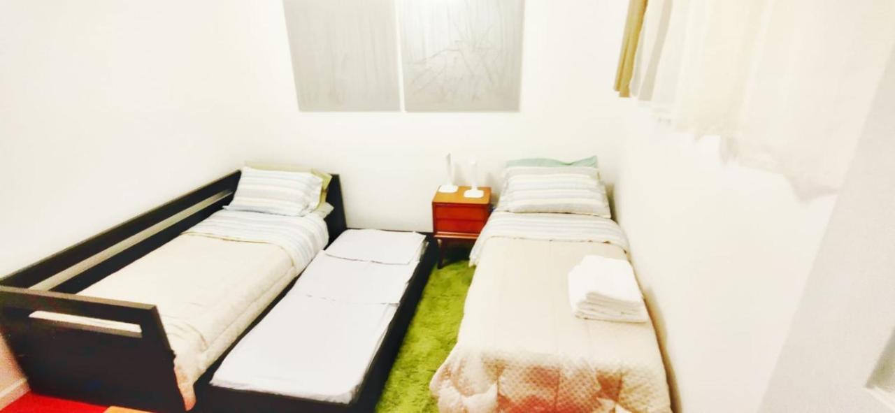 House With Large Terrace, Jacuzzi And Gated Parking For One Car * Montevideo