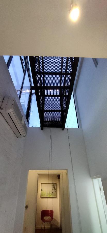 House With Large Terrace, Jacuzzi And Gated Parking For One Car * Montevideo