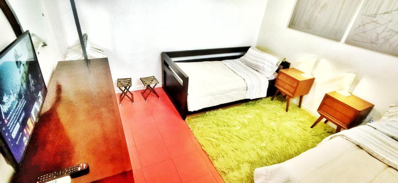 House With Large Terrace, Jacuzzi And Gated Parking For One Car Сasa de vacaciones