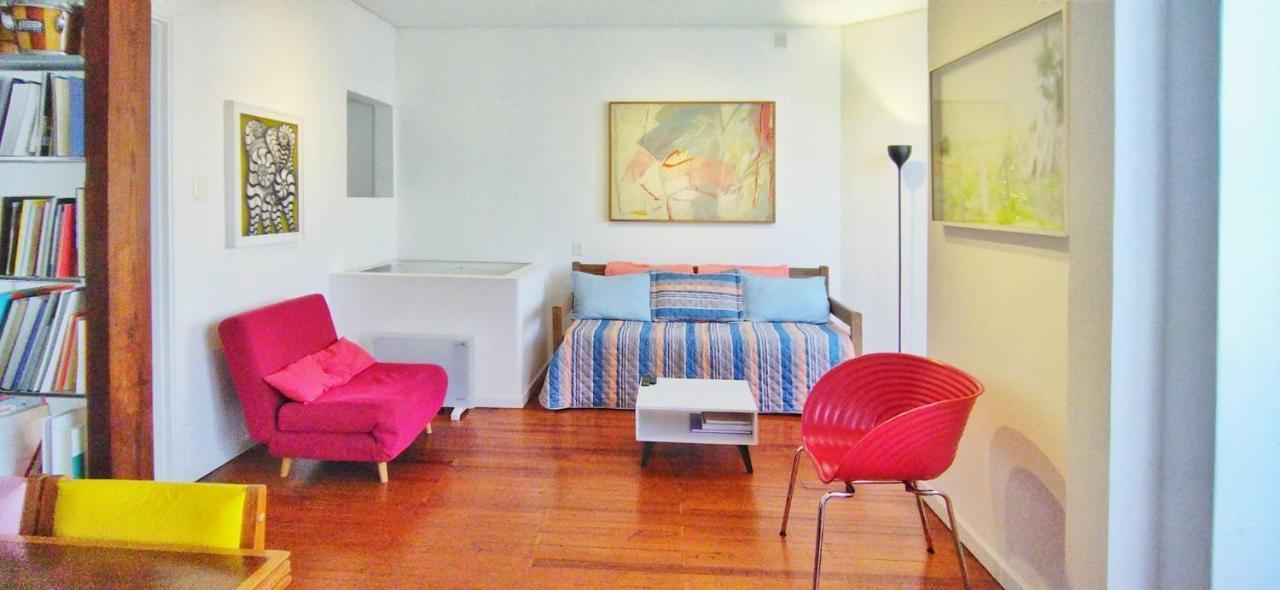 House With Large Terrace, Jacuzzi And Gated Parking For One Car Montevideo