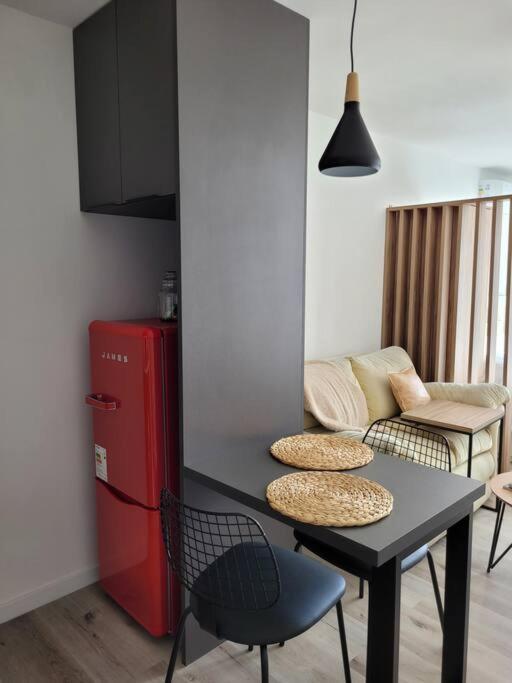 Apartamento Confortable Y Luminoso Apto. A Pasos Del Mar. *