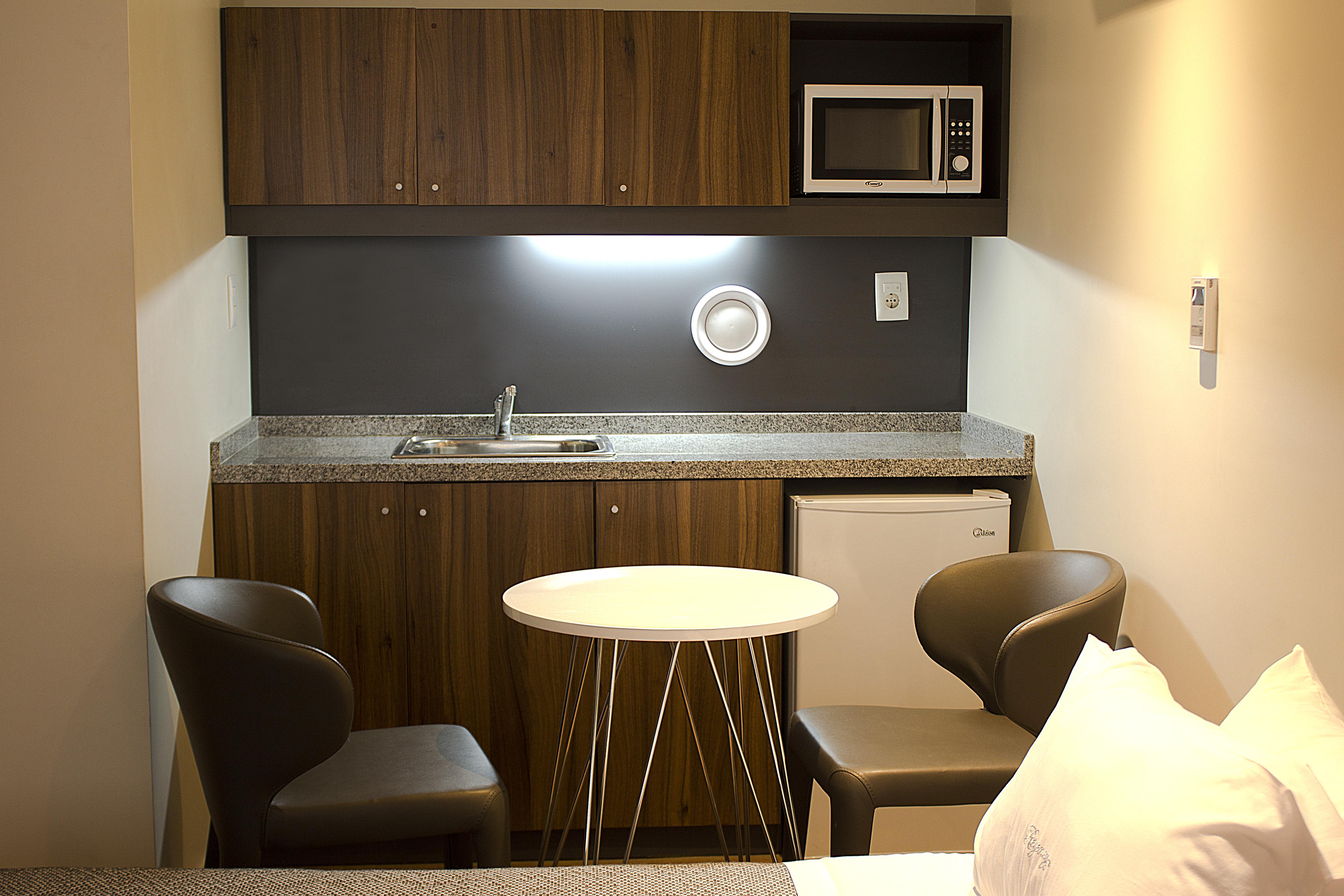Regency Way Hotel 4*