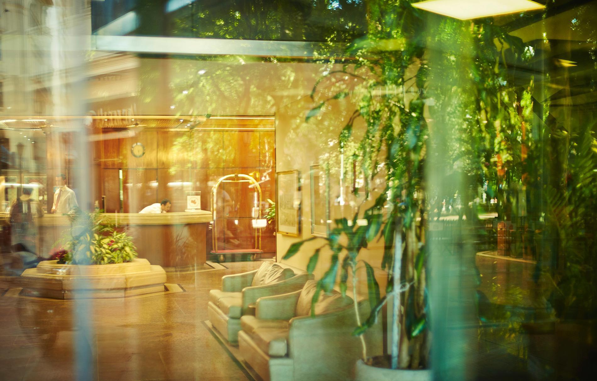 Hotel Balmoral Plaza