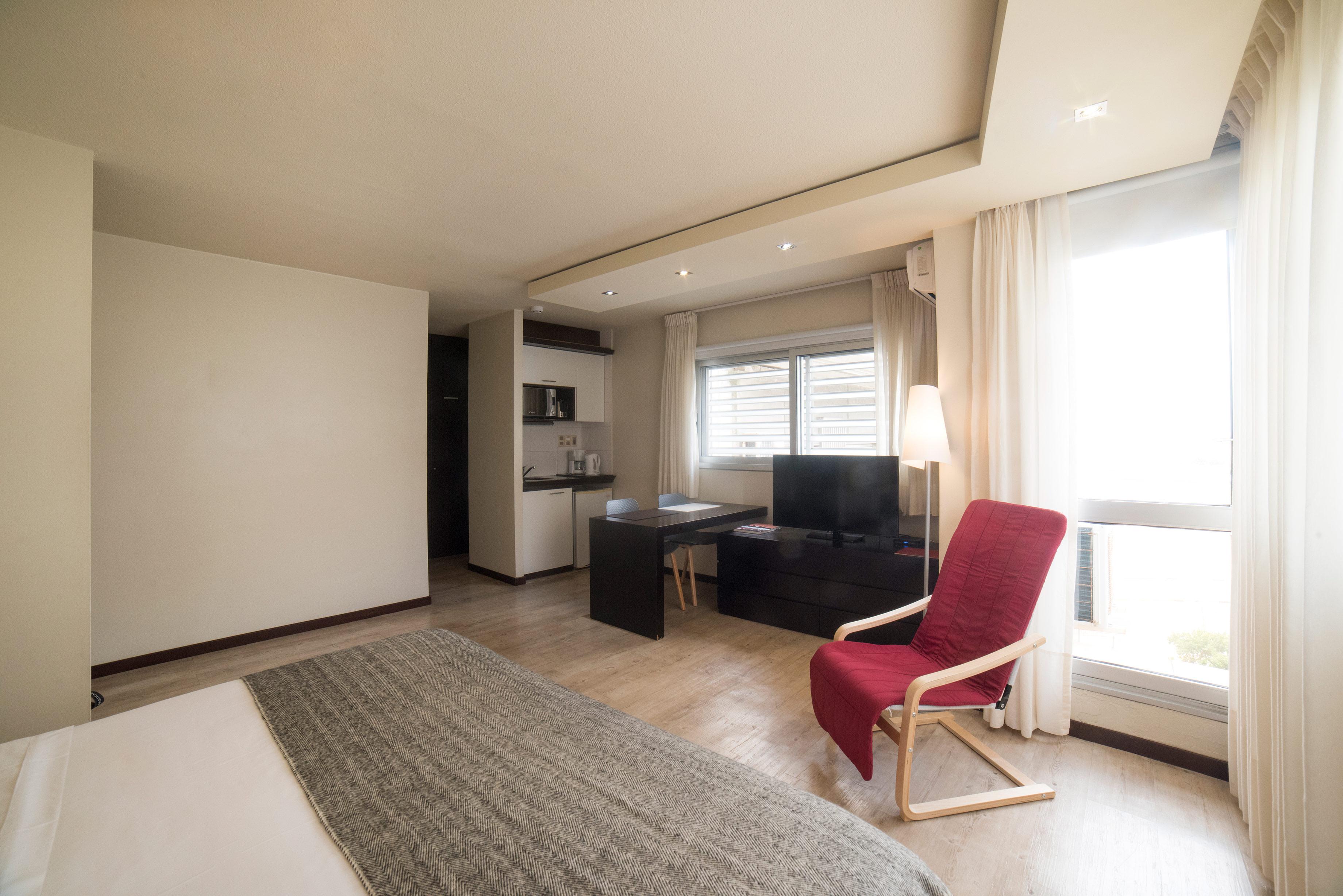 27 Hotel 3*