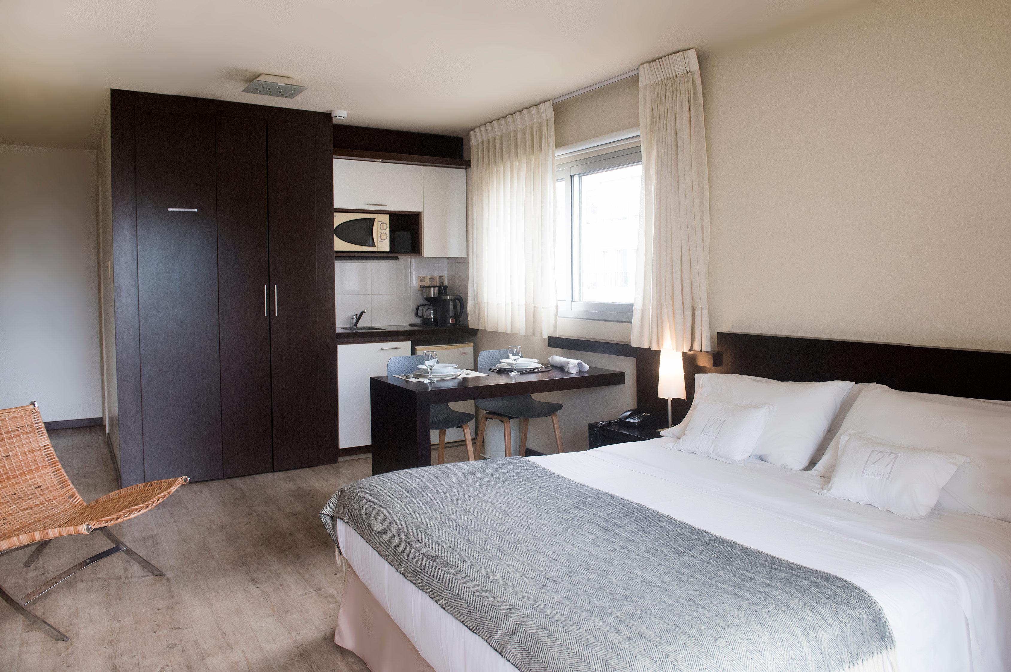 27 Hotel 3*