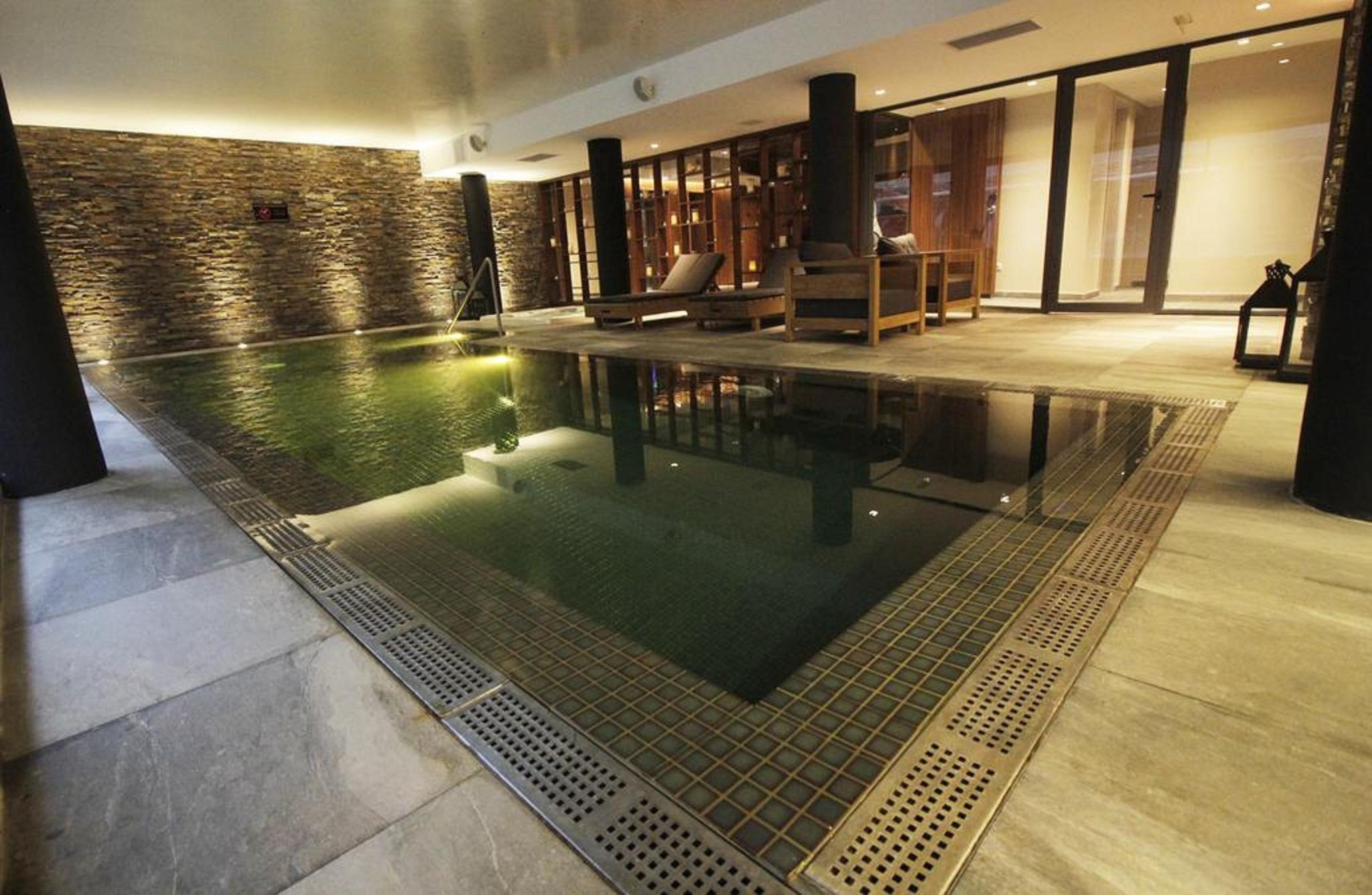 Puerto Buceo Hotel 4*