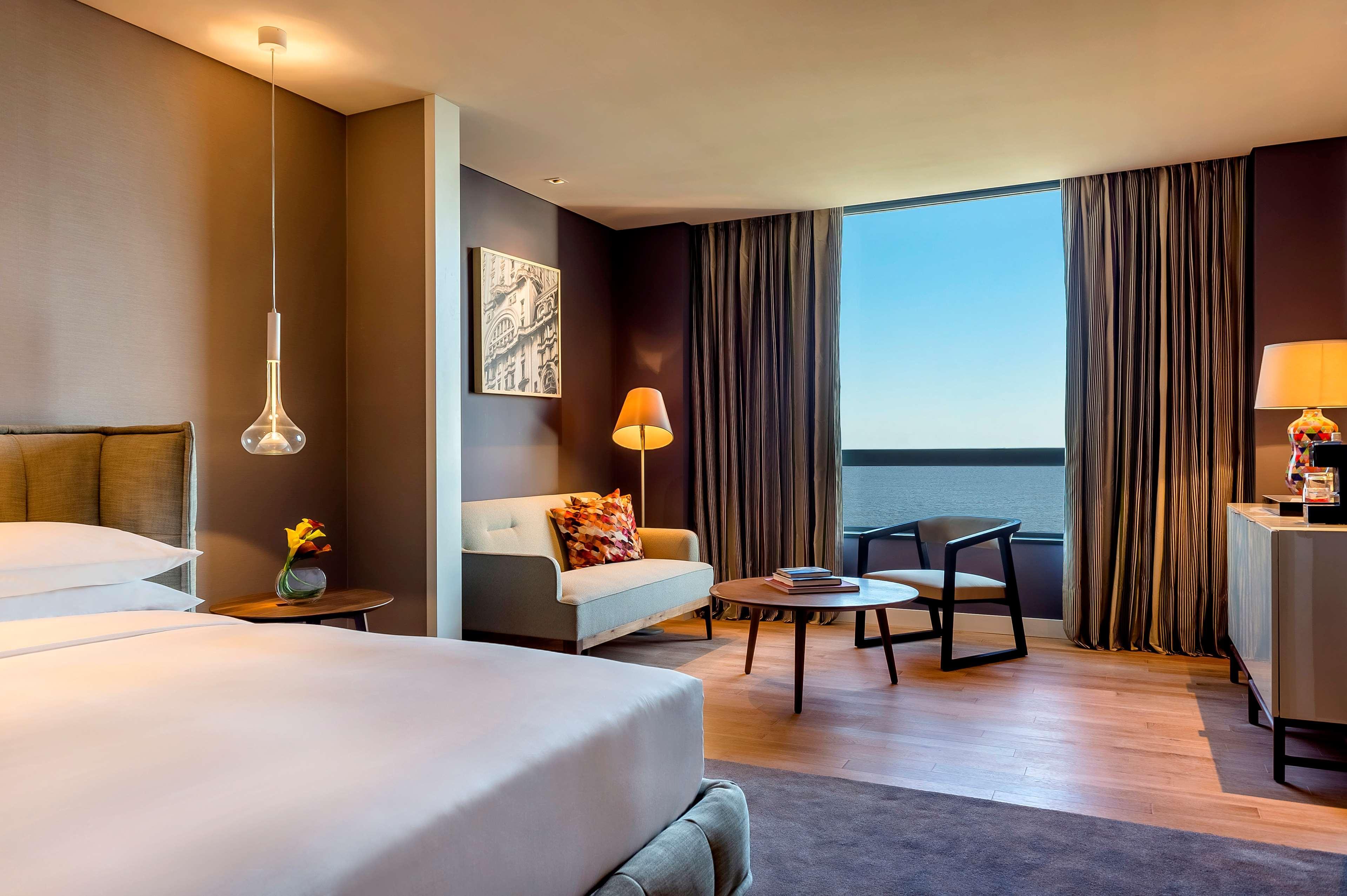 Hyatt Centric 5*