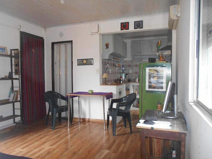 Puerto Del Buceo, En Apartamento Compartido