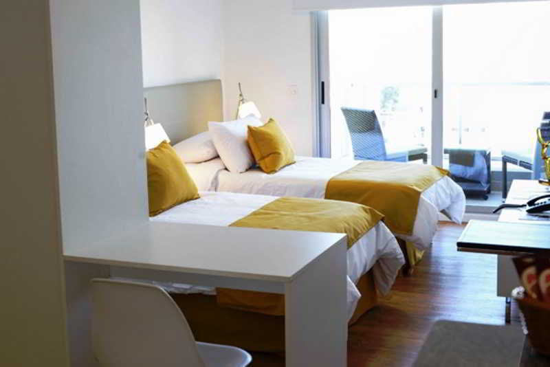 Mérit Apart&suites 3* Montevideo