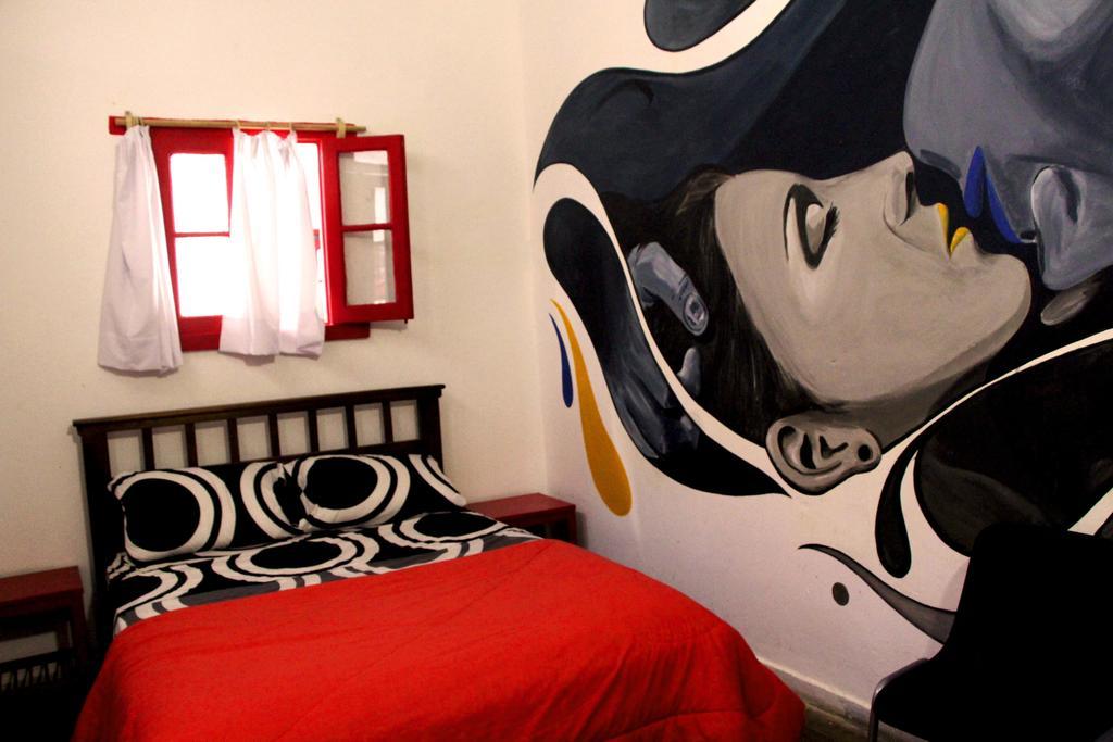 Hostal Contraluz Arthostel Montevideo