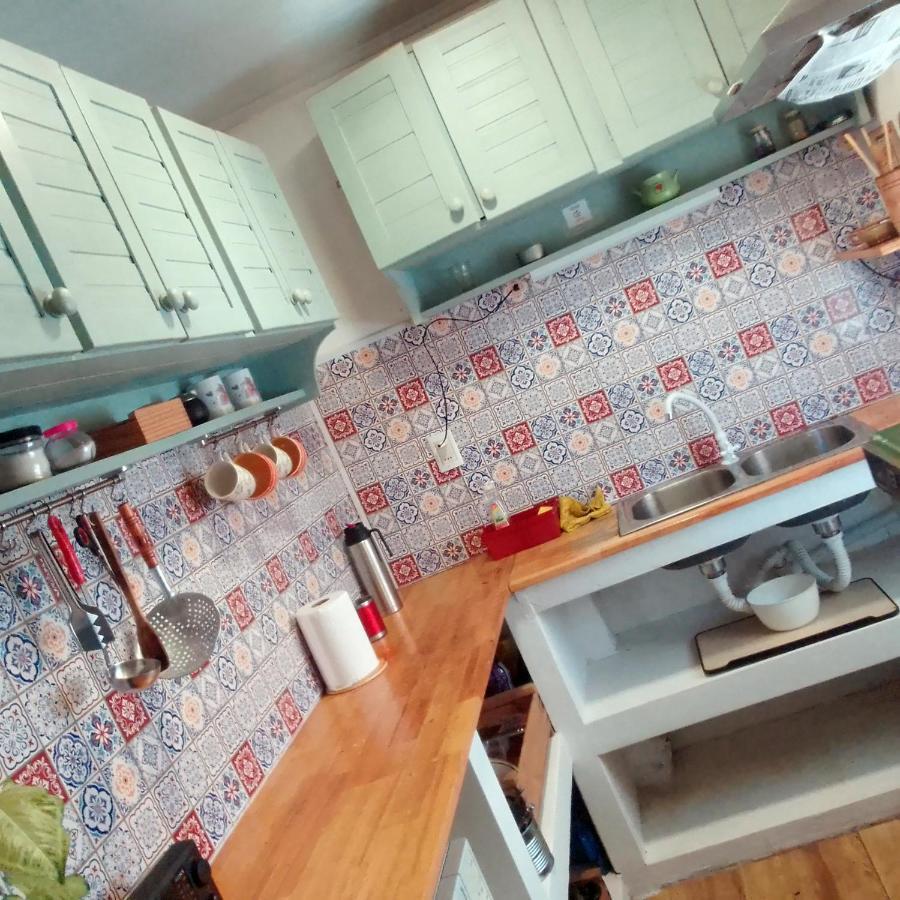 Habitación en casa particular Puerto Del Buceo, En Apartamento Compartido Montevideo
