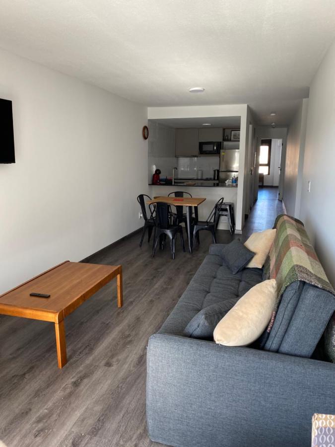 Apartamento Amplio Y Nuevo Con Excelente Ubicación Y Vista Montevideo