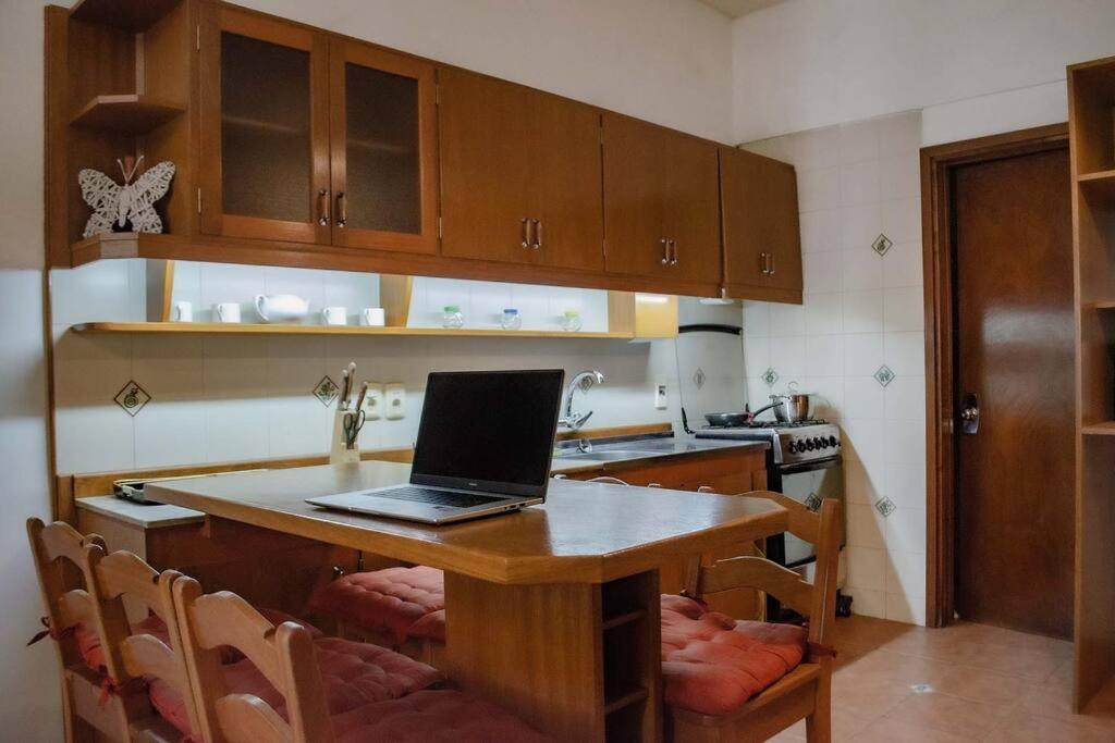 Apto A Metros De Plaza Cagancha Apartamento