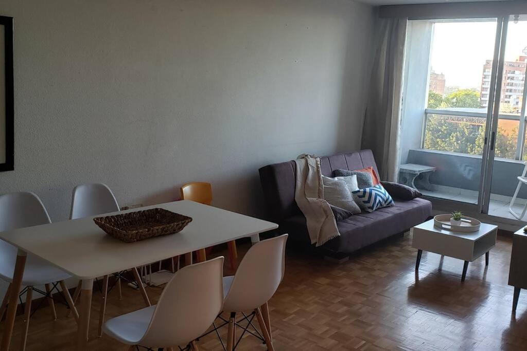 Apartamento Frente A Terminal Tres Cruces.
