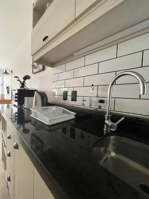 Apartamento Calido En Ciudad Vieja Montevideu