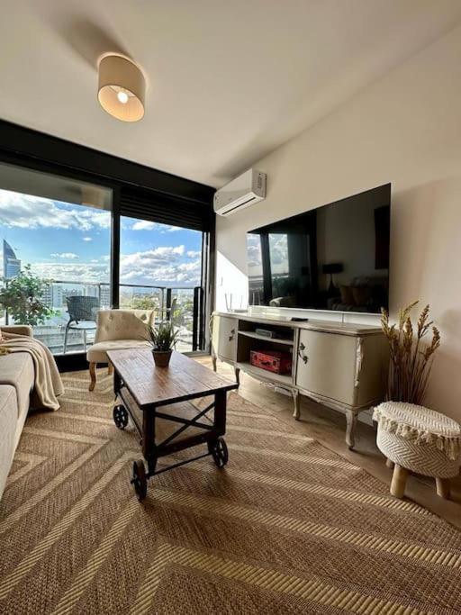 Brand New Near Port - Piso 11 Montevideo