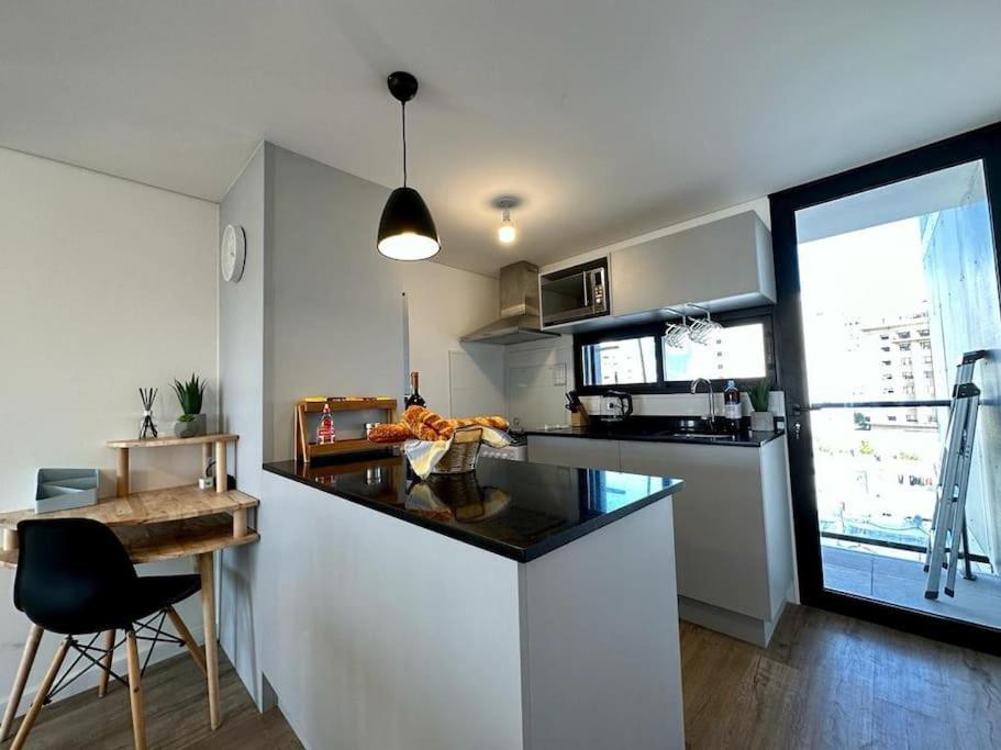 Brand New Near Port - Piso 11 *