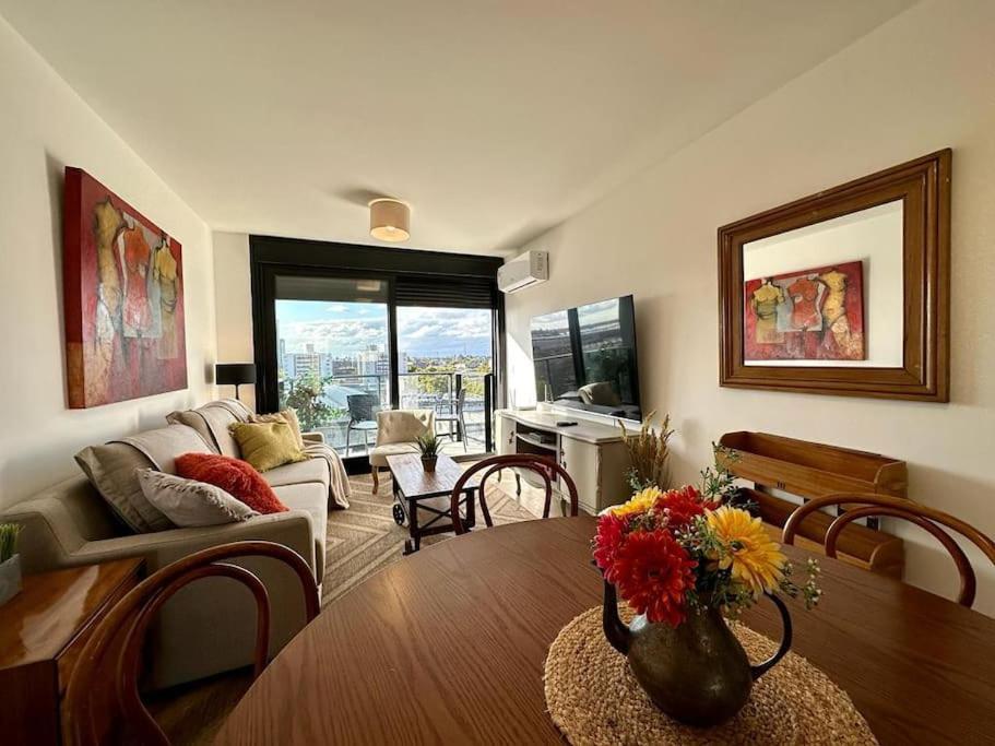 Brand New Near Port - Piso 11 * Montevideo