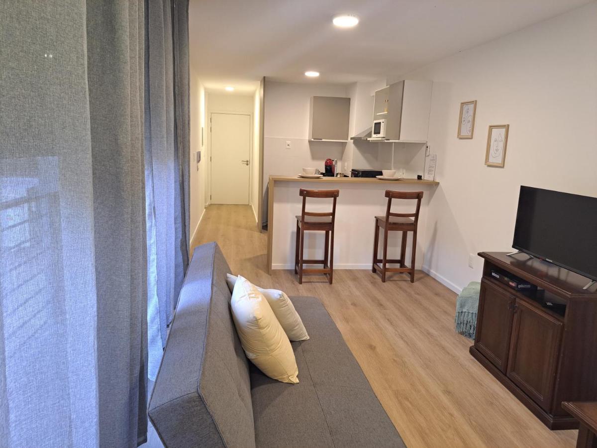Apartamento Apartamento 4 Personas En Cordon Soho Con Starplus, Tv Por Cable, Cocina Completa Y Aire Acondicionado En Y Living