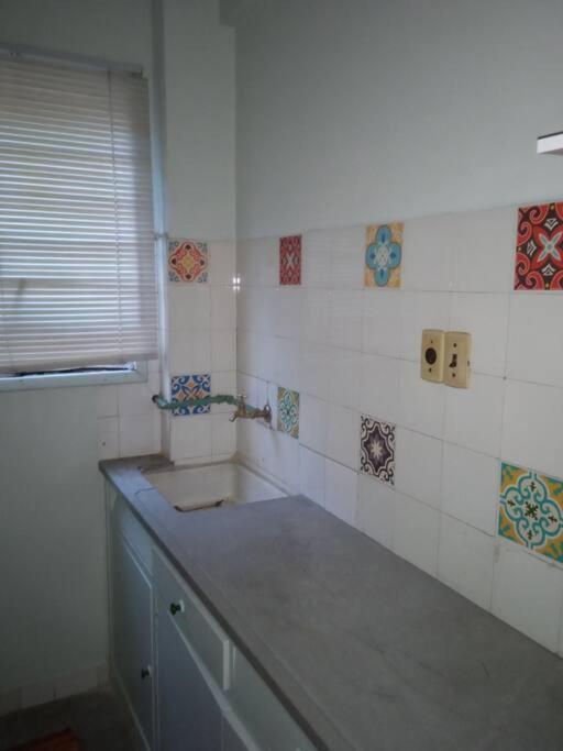 Apartamento Retro, Comodo Y Muy Luminoso. * Montevideo