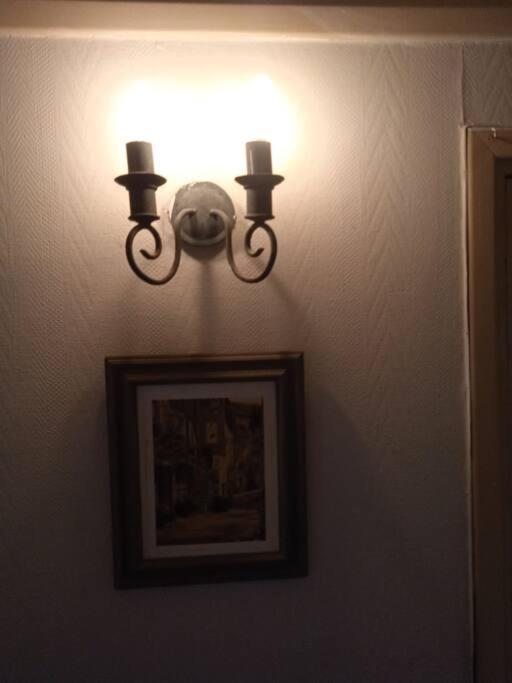 Apartamento Retro, Comodo Y Muy Luminoso. Apartamento *