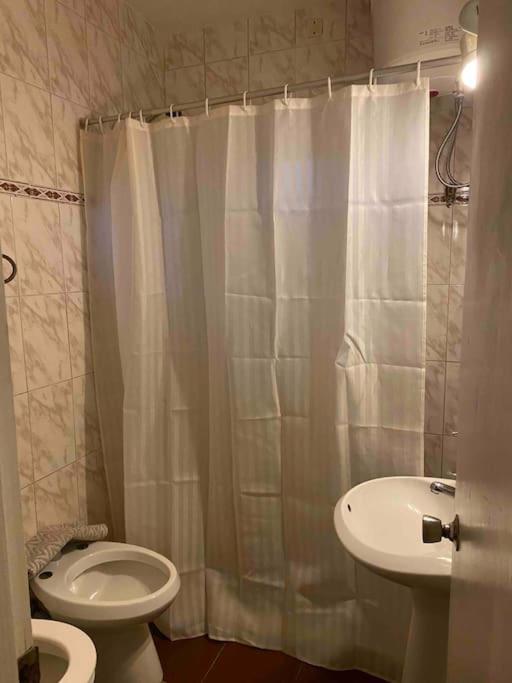 Apartamento Independiente En Alquiler En Casa De Familia Montevideo
